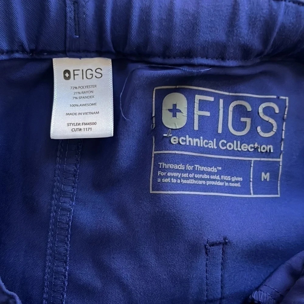 Figs technical collection sz medium M pants